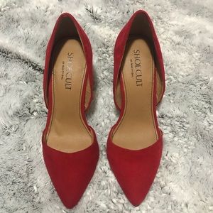 Red Pointed Heels